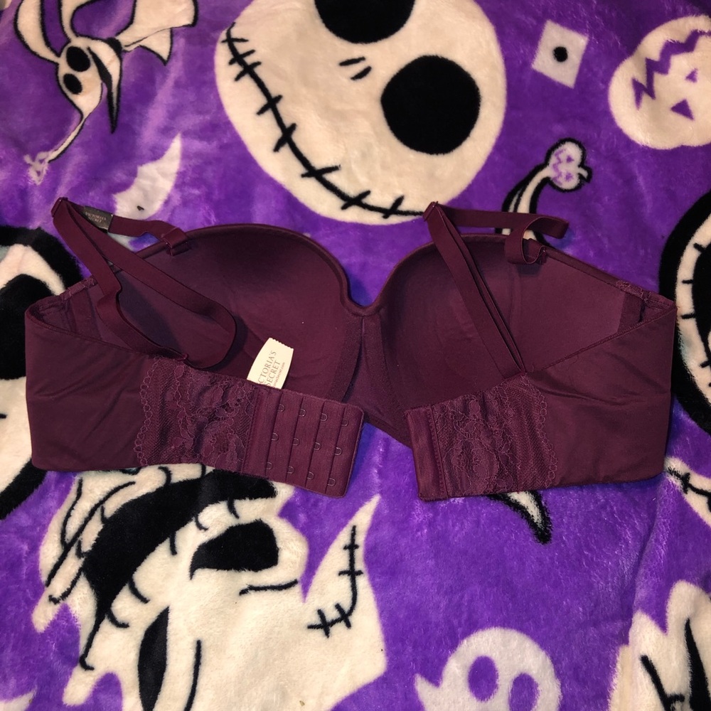 36C VS BRA - Picture 2 of 3